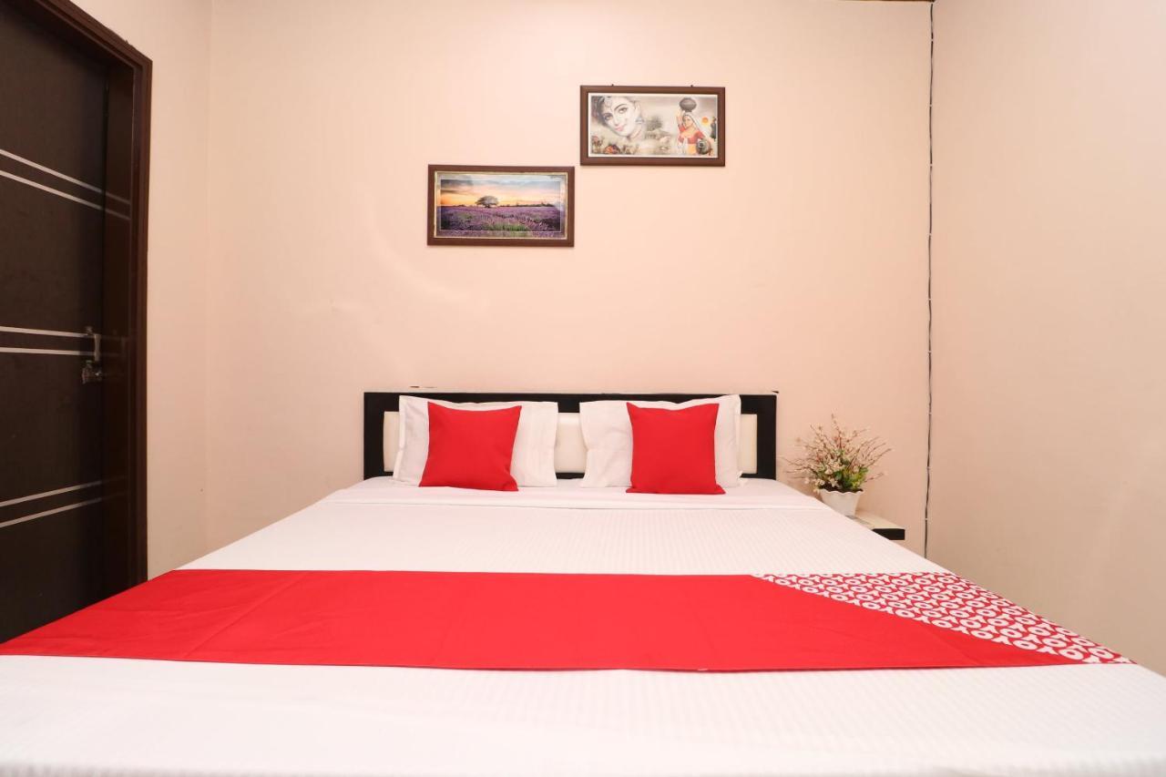 Hotel Oyo 28338 New Life Banur Exterior foto